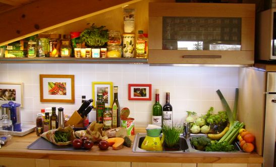 LED Lichtleiste als Akzent- Beleuchtung für Kueche und Kochbereich